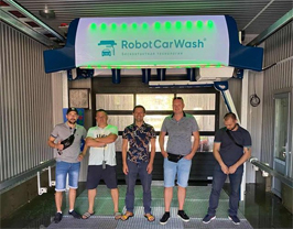 优发国际品质成就俄罗斯500台销量，加里宁格勒Robot Car Wash再订五台镭豹360洗车机	