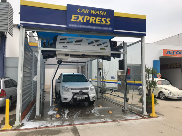 海外用户案例，镭豹360炫彩型在巴西圣保罗Car Wash Express正式投入使用