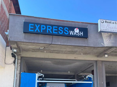 海外用户案例，镭豹360锐意型洗车机在科索沃EXPRESS WASH安装完成投入使用